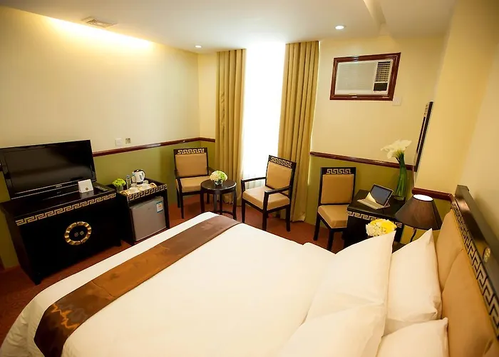 Crown Palace 3* Manila